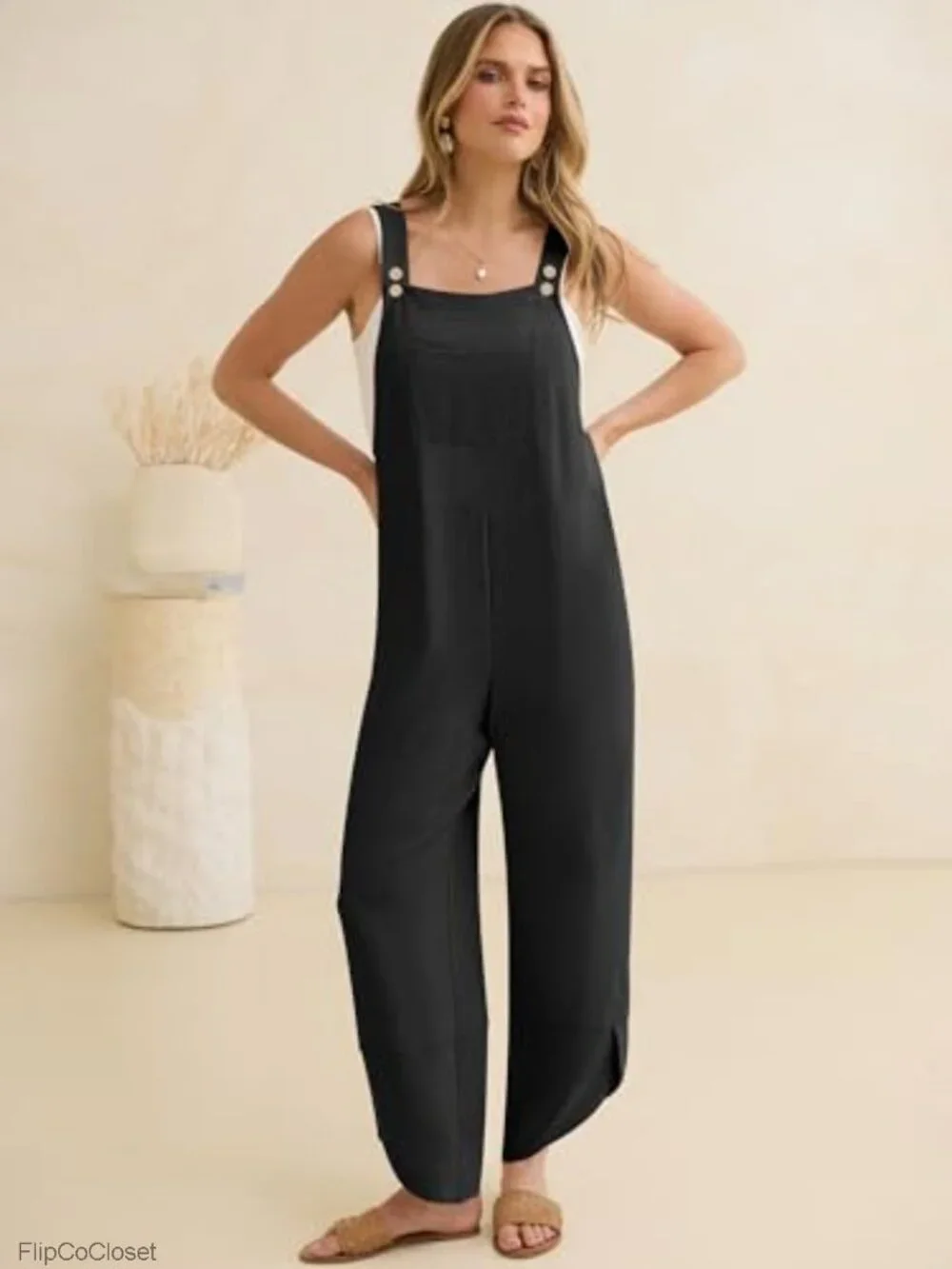 Casual Loose Fit Overall Jumpsuit with Adjustable Straps & Side Pockets